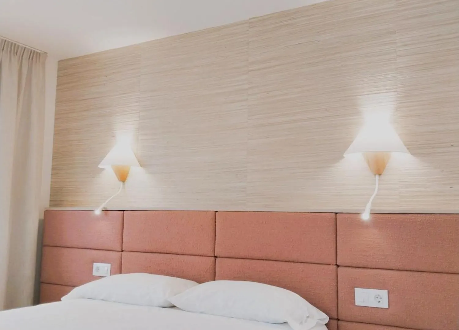 Apartamentos Marfina Castelldefels 0*,  Spain