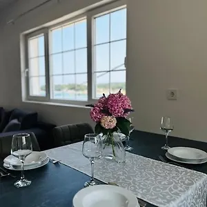 https://apartments-marina-lopar.primorje-gorskikotar.com
