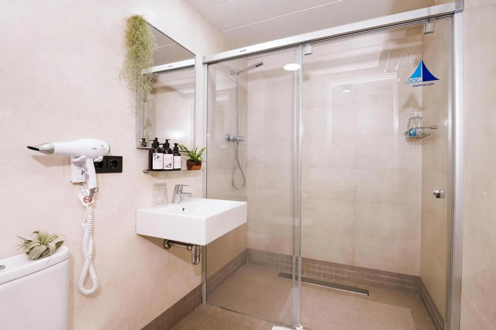 Apartamentos Marfina Castelldefels 0*,