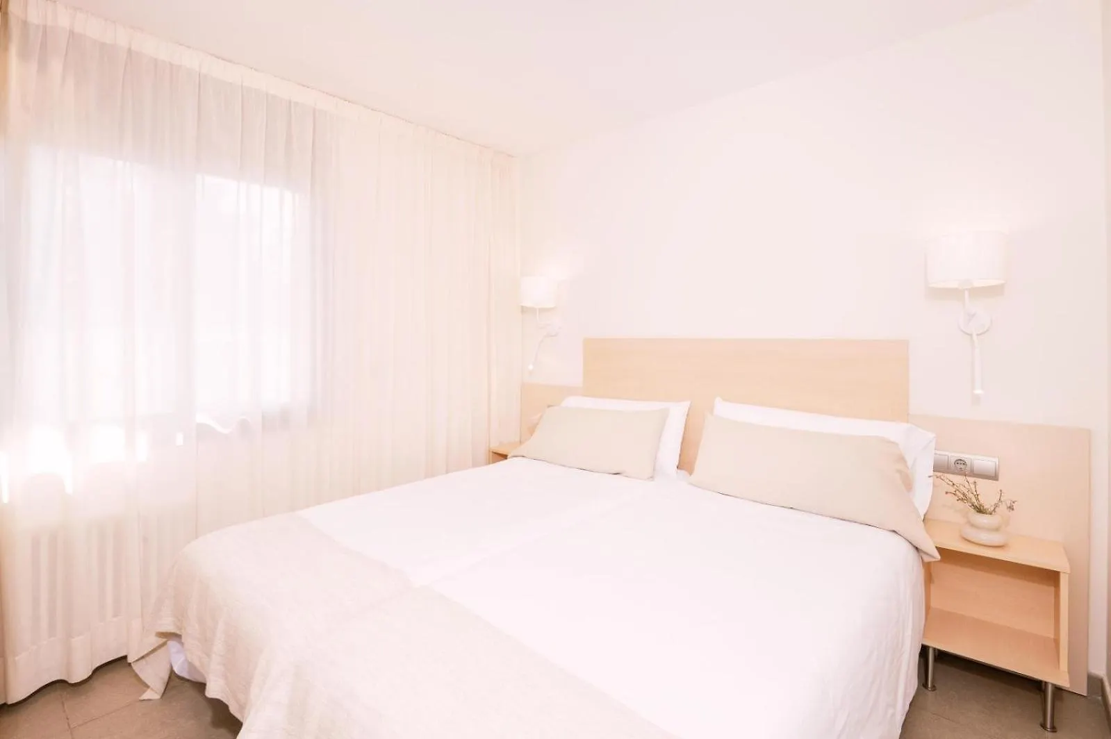 Apartamentos Marfina Castelldefels